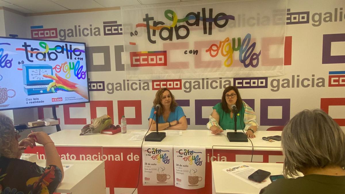 Á esquerda, Mamen Sabio, secretaria de Muller, Igualdade e Políticas LGTBI+ de CCOO; ao seu carón, Rebeca Pérez, técnica do Gabinete de Igualdade de CCOO