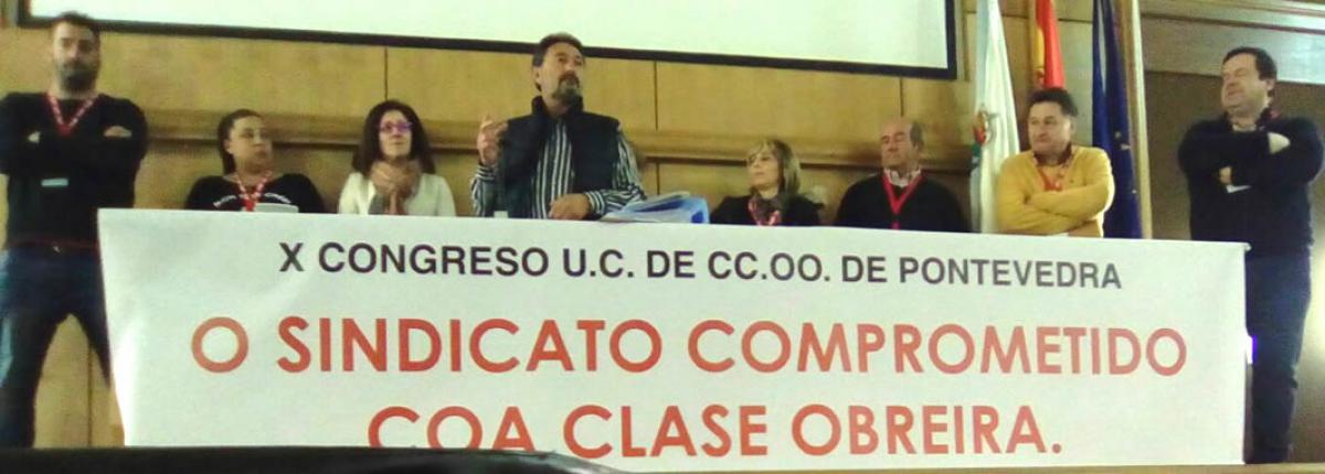 No centro da fotografa, intervencin do novo secretario xeral comarcal