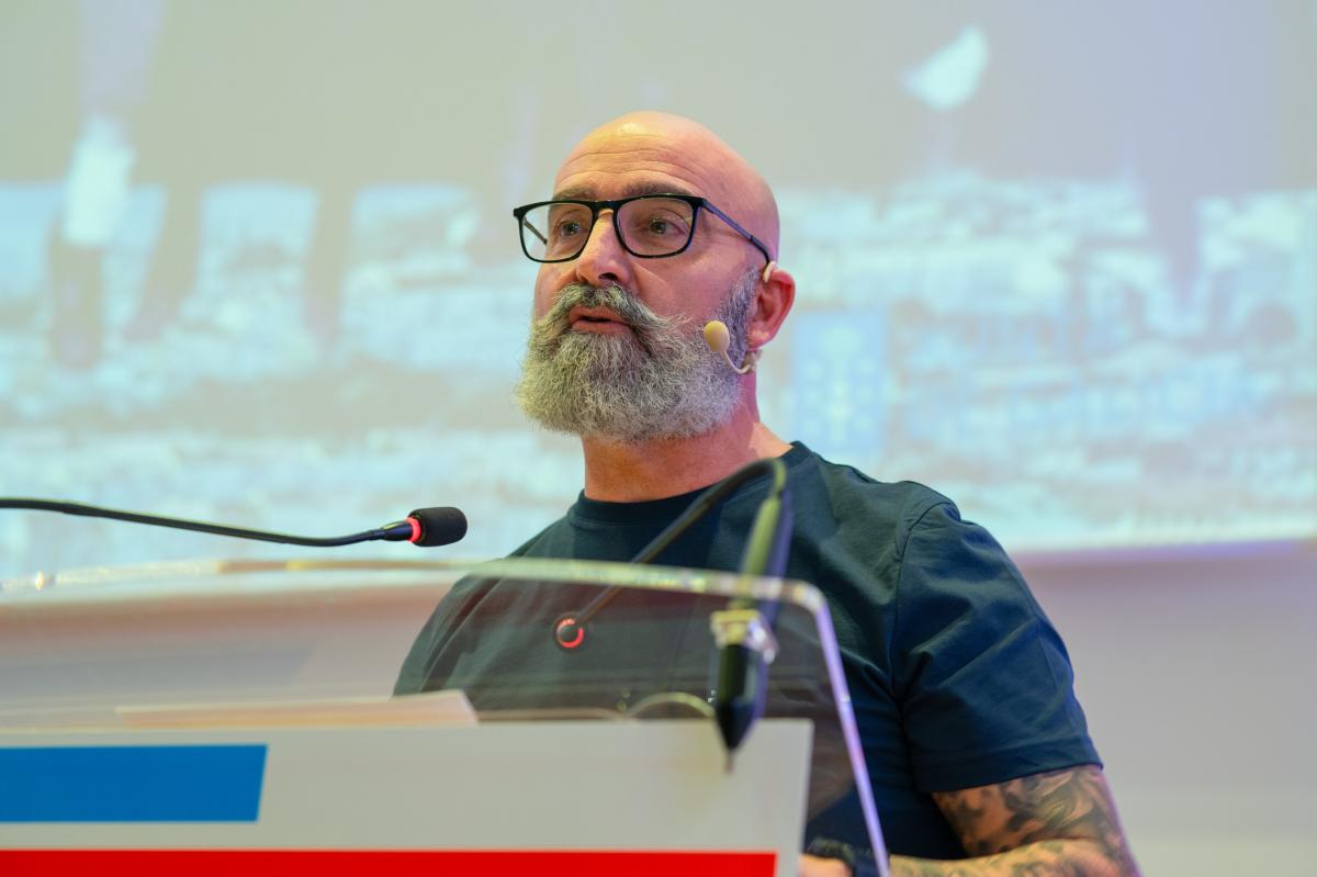 Asemblea de CCOO sobre traballadoras en sectores feminizados