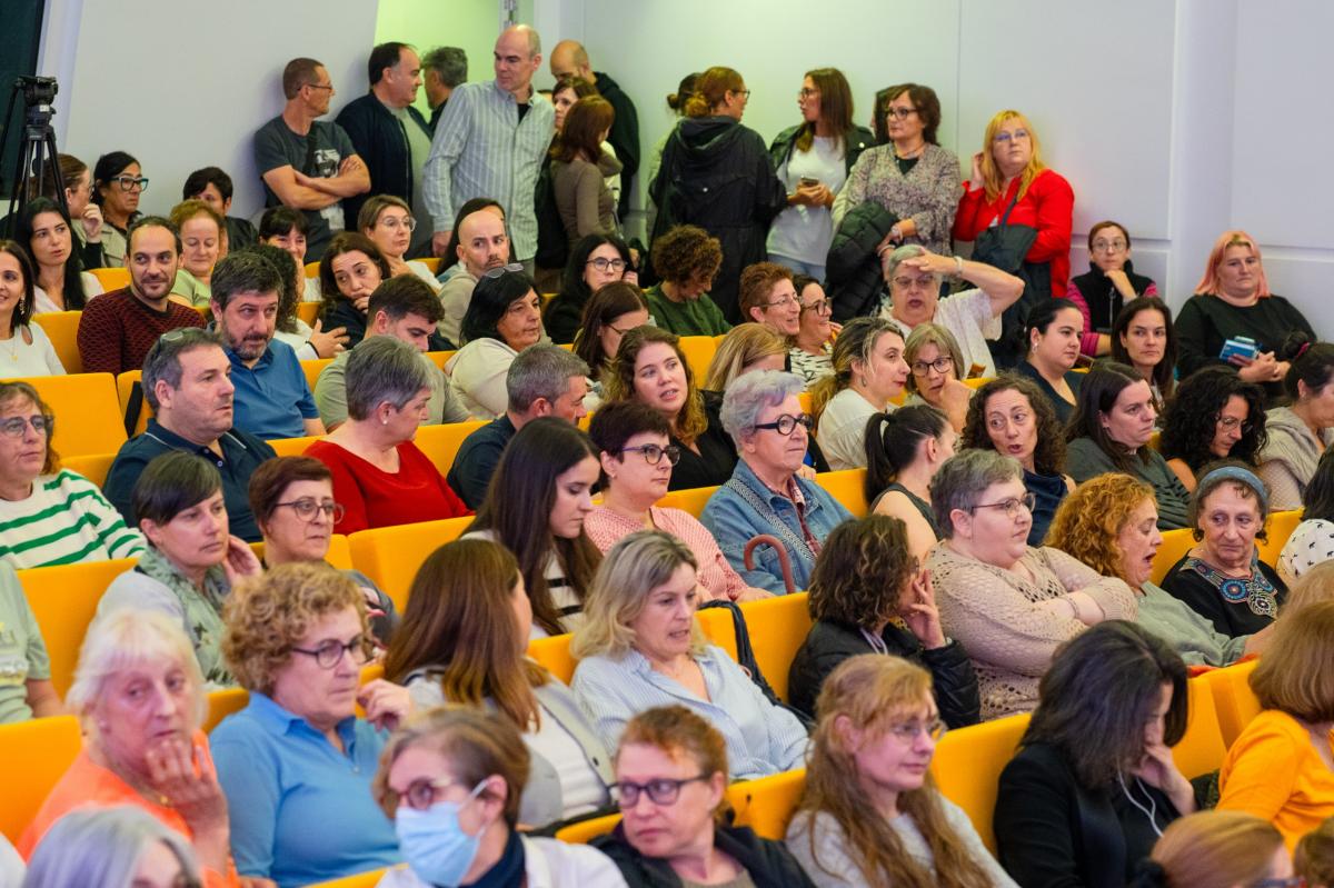 Asemblea de CCOO sobre traballadoras en sectores feminizados