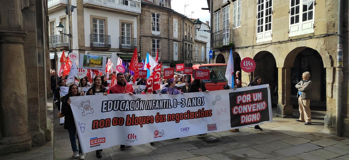 manifestacin en Santia das escolas infants 0-3 anos