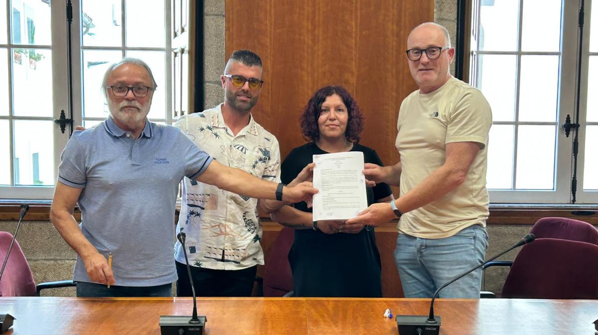 Asinado o novo convenio do sector do transporte sanitario