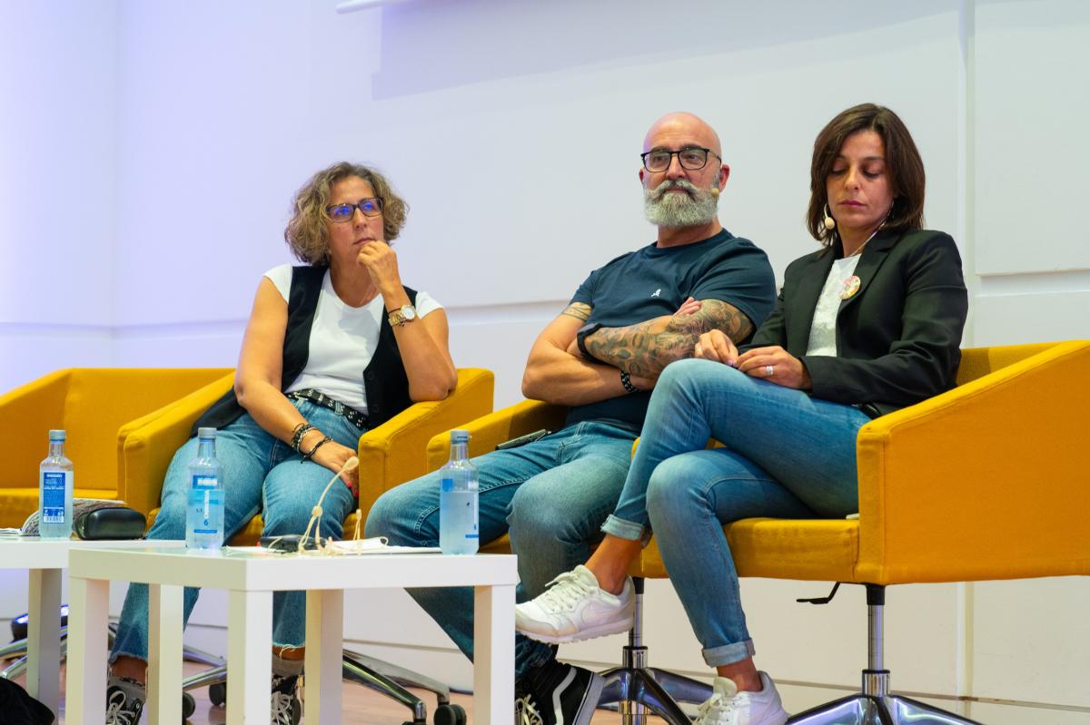 Asemblea de CCOO sobre traballadoras en sectores feminizados