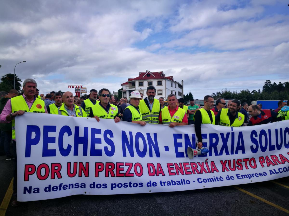 O Sindicato Nacional de CCOO arroupou o persoal de Alcoa-San Cibrao
