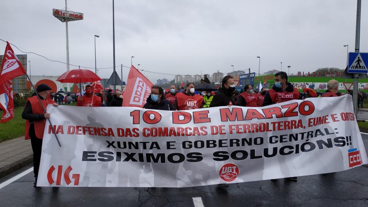 Cabeceira da manifestacin de Ferrol