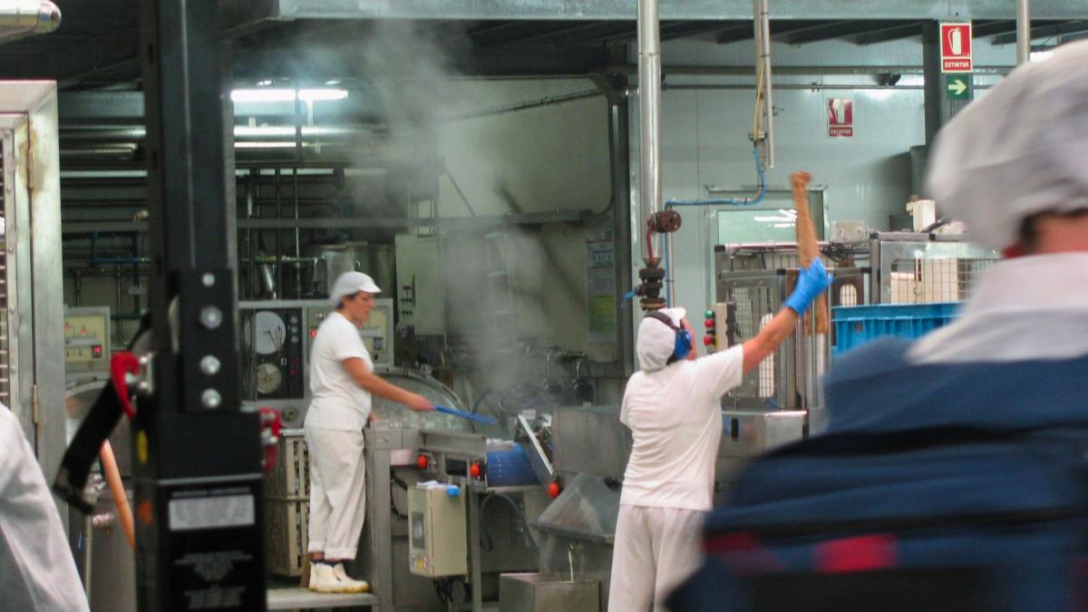 Asinado o novo convenio do sector de elaborados do mar
