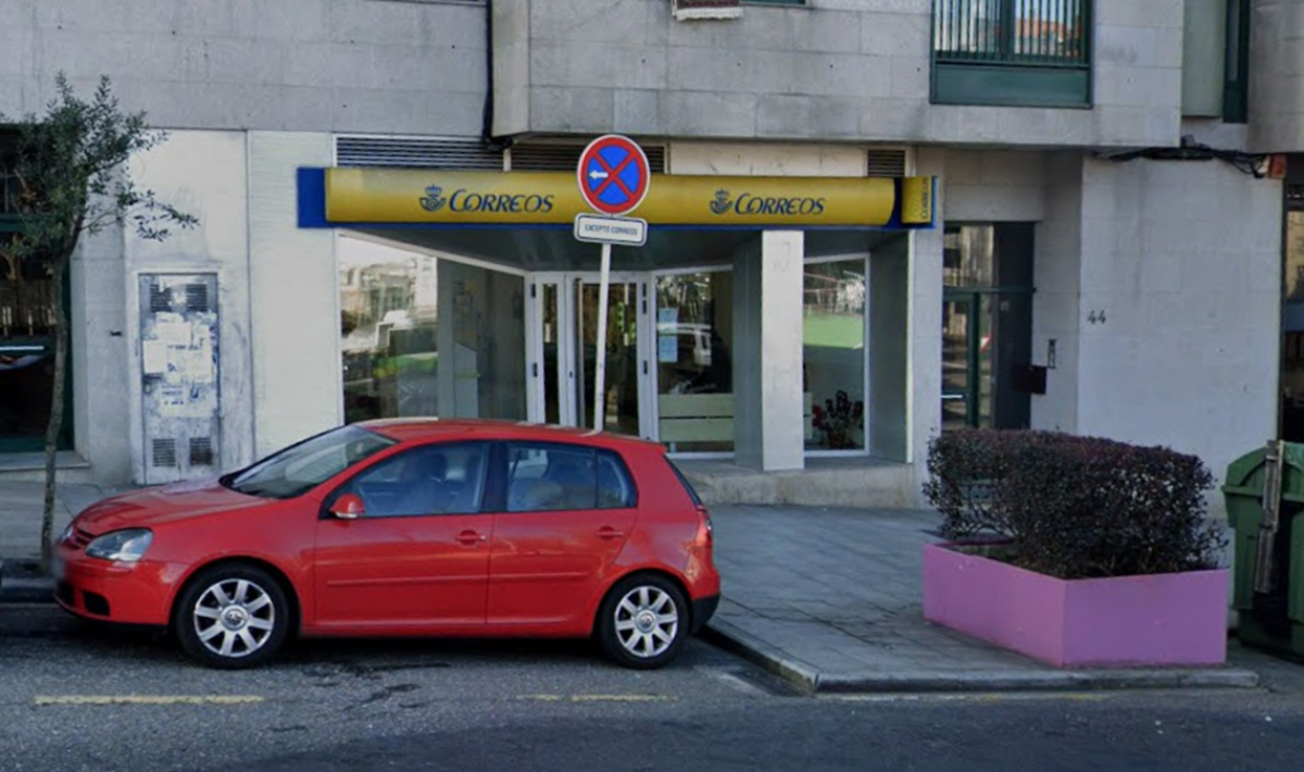 Oficina de Correos en Vigo // Google Maps