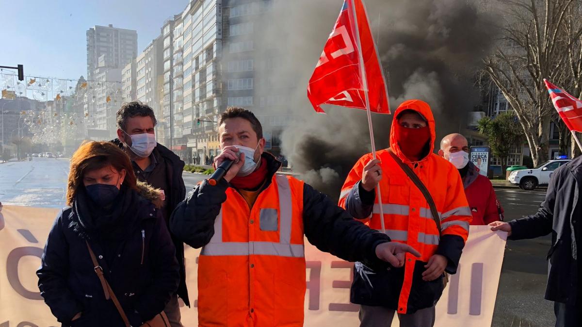 Remate da manifestacin do persoal de Alu Ibrica na Corua o pasado 9 de xaneiro