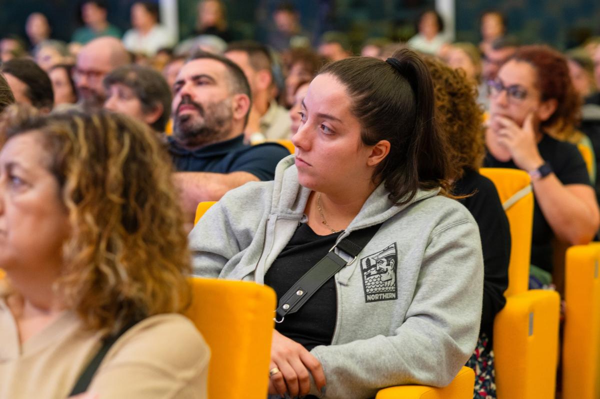 Asemblea de CCOO sobre traballadoras en sectores feminizados