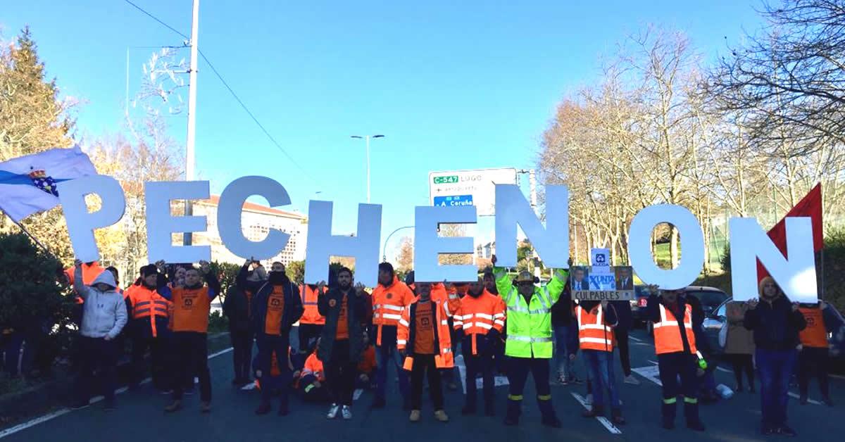 Manifestacin do persoal de Alcoa preto da sede da Xunta de Galicia, en xaneiro de 2019