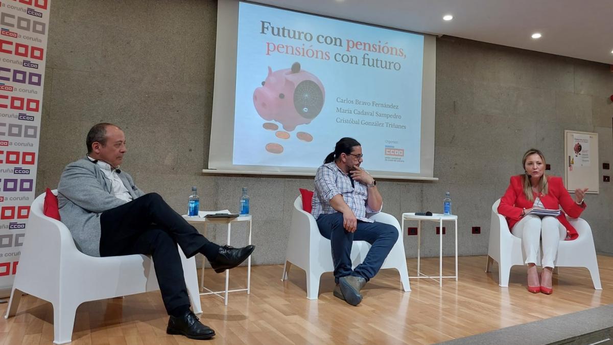 De esquerda a dereita, Carlos Bravo, Cristbal Gonzlez e Mara Cadaval
