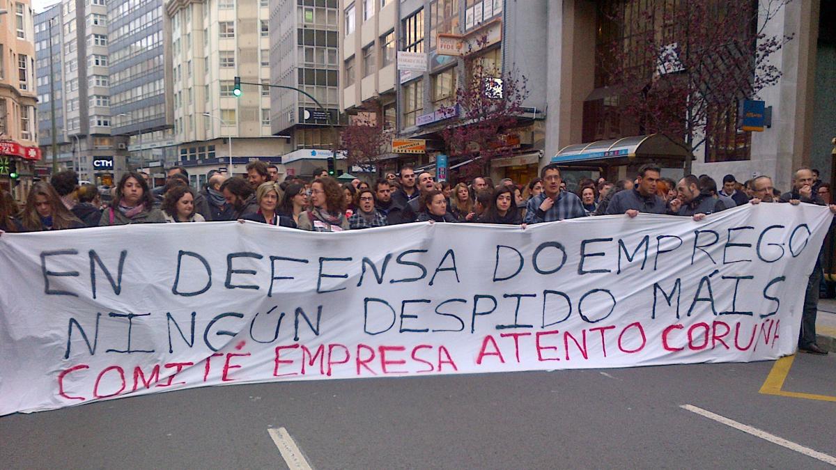 Fotografa de arquivo dunha manifestacin do persoal de Atento na Corua