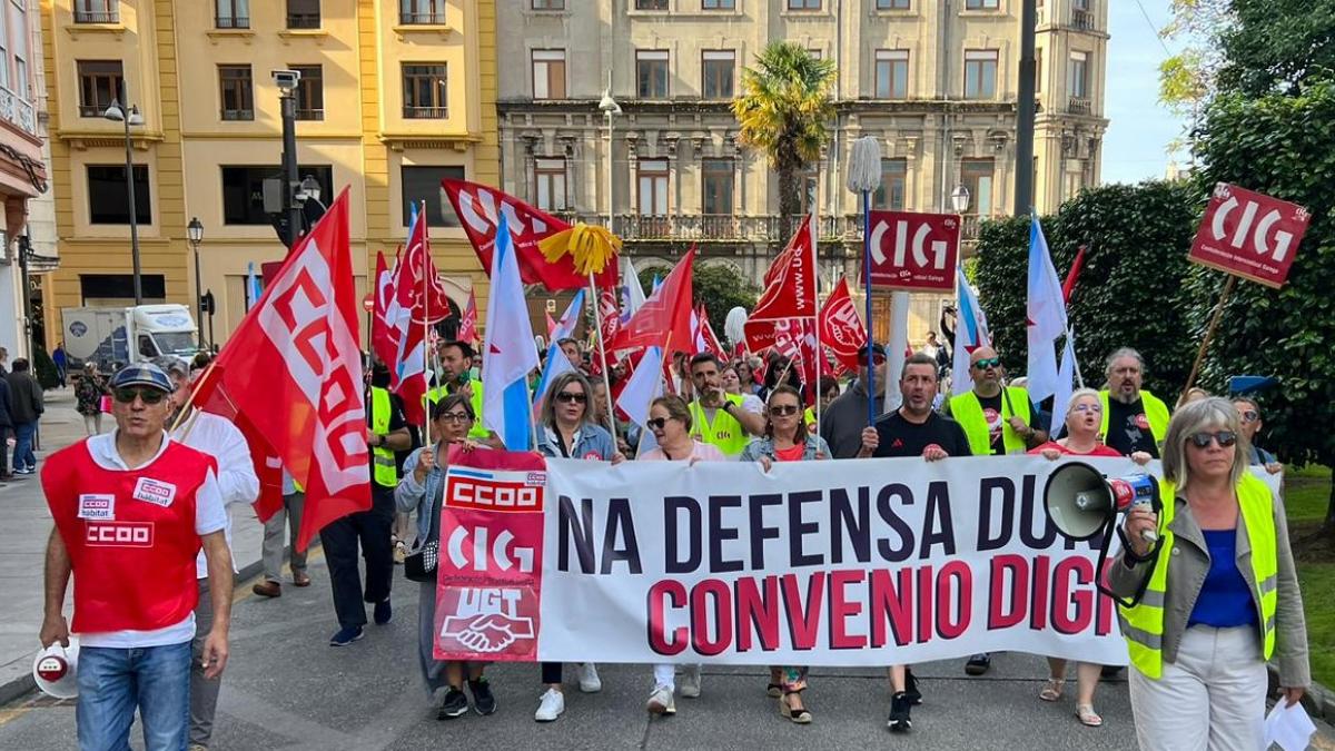 Protesta do persoal da limpeza o 11 de outubro, en Lugo