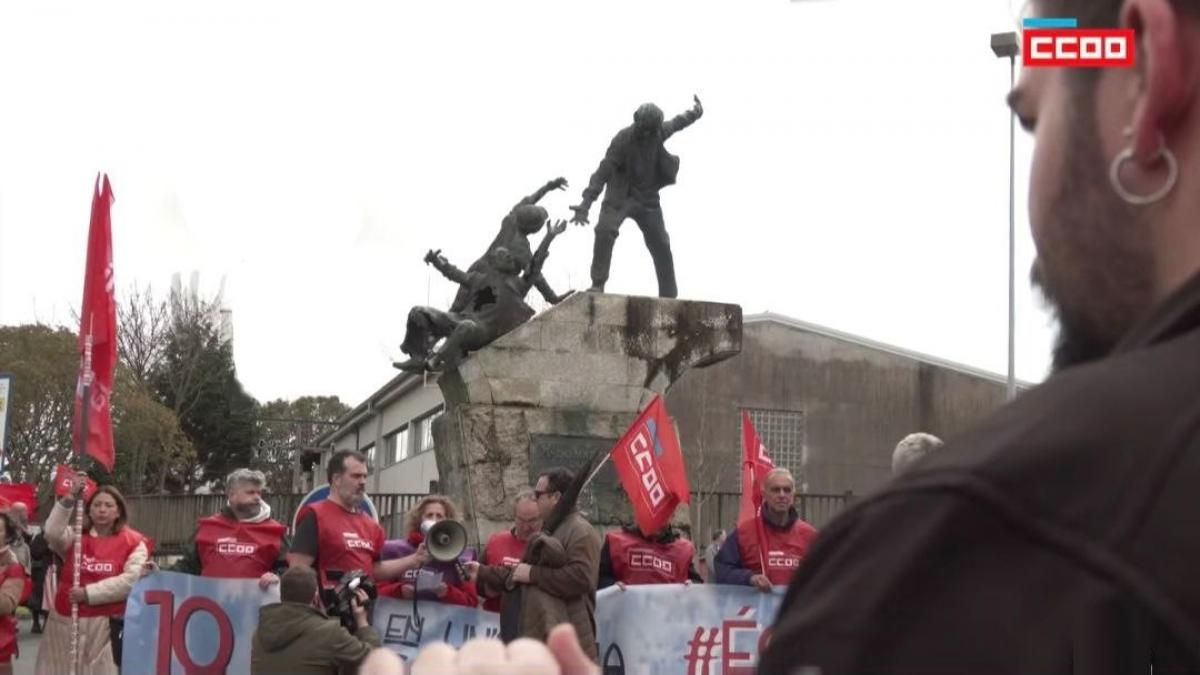 Monumento 10 de marzo, Ferrol