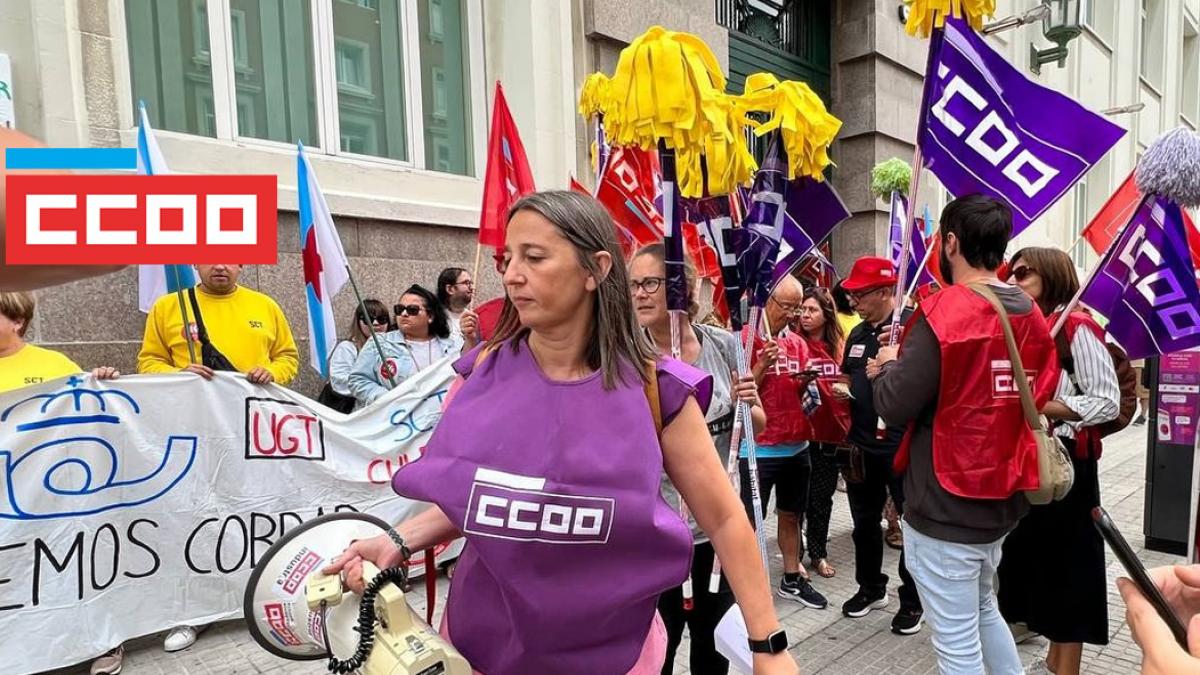 Concentracin do persoal de Limpiezas Crdoba diante da oficina principal de Correos na Corua (13/9/2023)