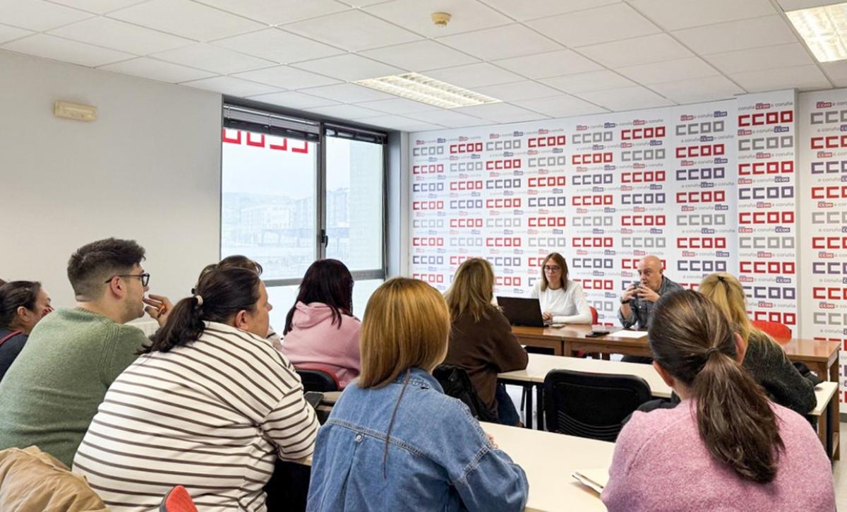 Asemblea de persoas traballadoras do sector, celebrada en decembro.