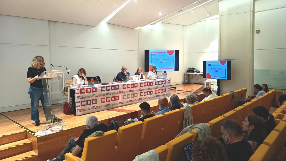 Intervención de Amelia Pérez perante os membros do Consello Nacional de CCOO