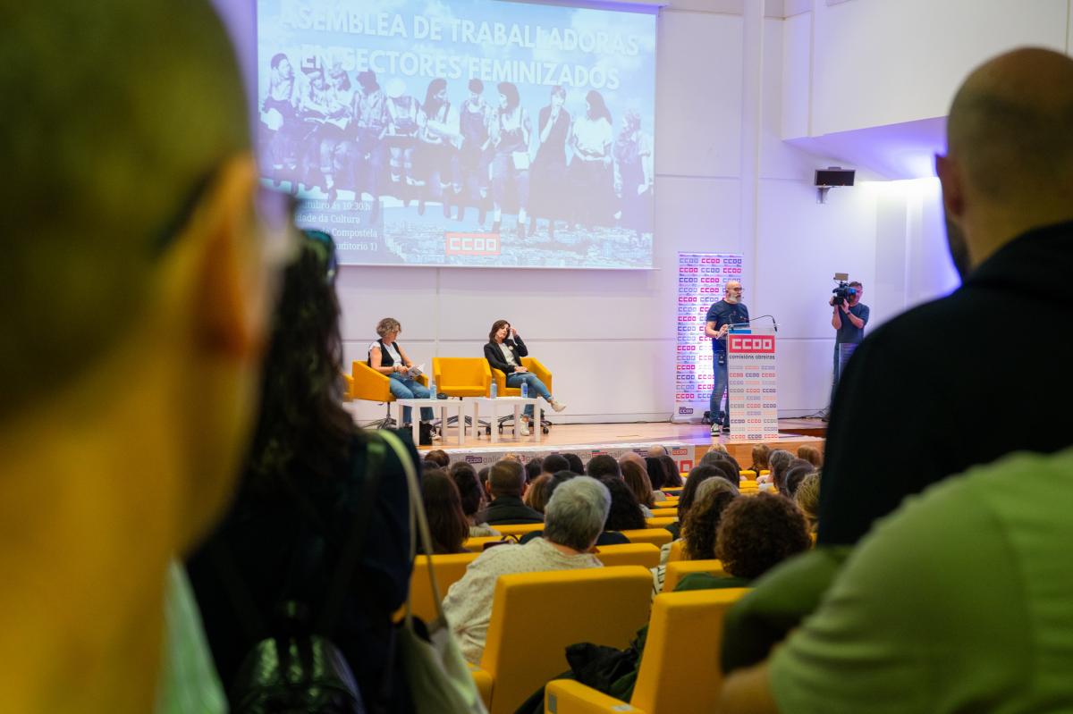 Asemblea de CCOO sobre traballadoras en sectores feminizados